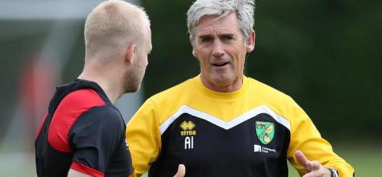 Alan Irvine speaking to Stephen Naismith