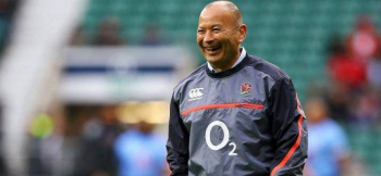 Eddie Jones lets England players take training